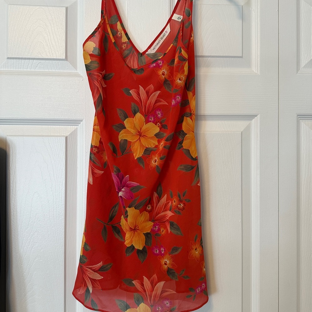 Victoria Secret Intimate Sleepwear